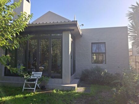3 Bedroom house to rent in Table View, Blouberg