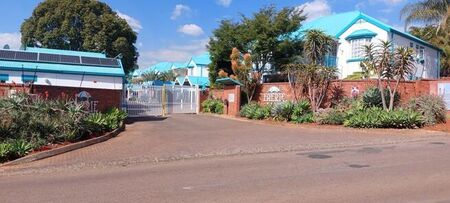 2 Bedroom apartment to rent in Faerie Glen, Pretoria