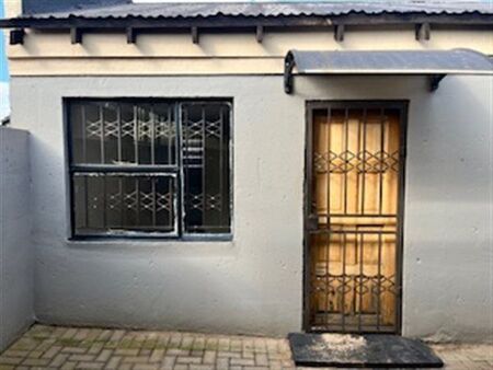 1 Bedroom Apartment in Protea Glen