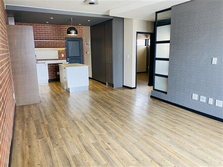 2 Bedroom Apartment in Rosebank