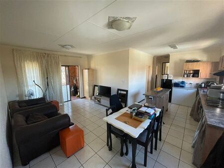 2 Bedroom Apartment in Olivedale