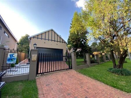 3 Bedroom House in Sundowner
