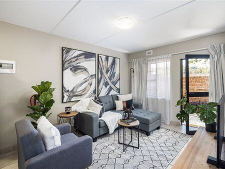 2 Bedroom Apartment in Rosettenville
