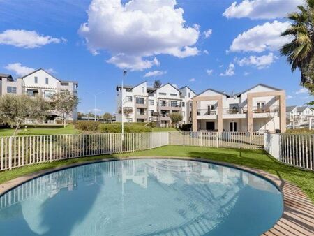 2 Bedroom Apartment in Fourways