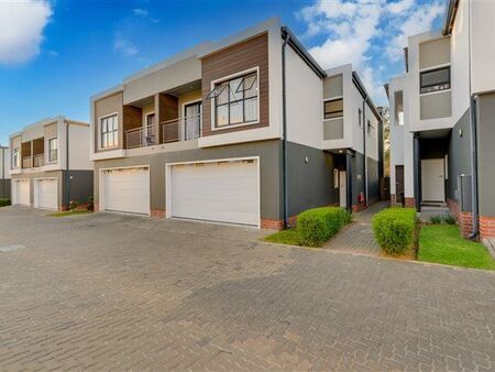 4 Bedroom House in Sunninghill