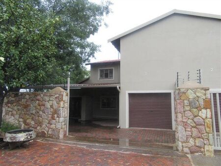 3 Bedroom Townhouse in Heidelberg Central
