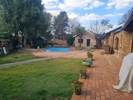 2 Bedroom House in Bedfordview