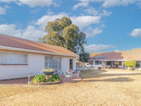 3 Bedroom House in Edelweiss