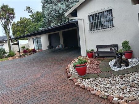 4 Bedroom House in Birchleigh