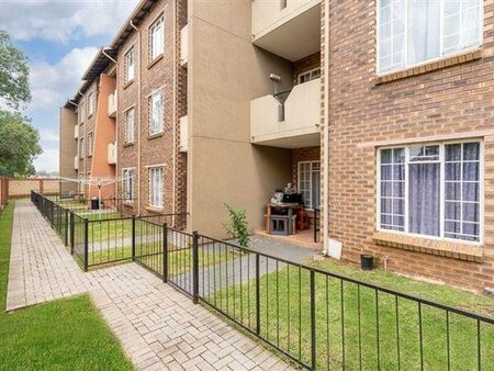2 Bedroom House in Comet