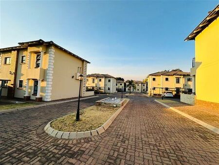 2 Bedroom Townhouse in Rynfield