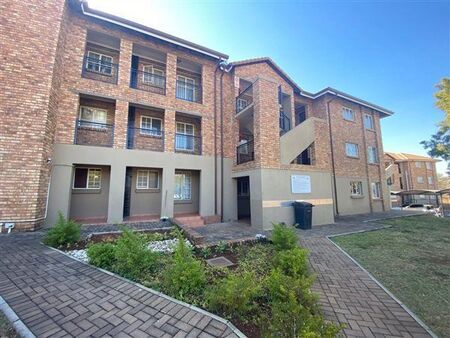 2 Bedroom Apartment in Heuweloord