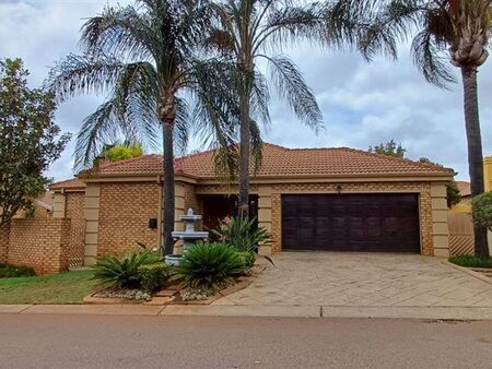 3 Bedroom House in Eldoraigne