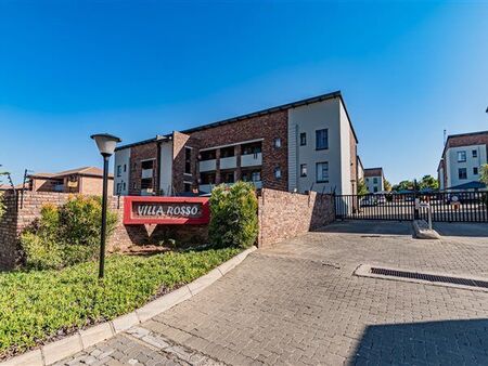 3 Bedroom Apartment in Rooihuiskraal North