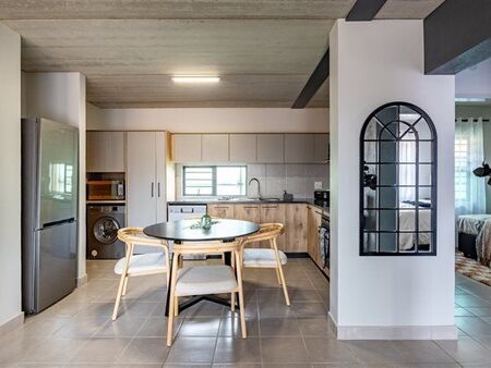 3 Bedroom Apartment in Amberfield