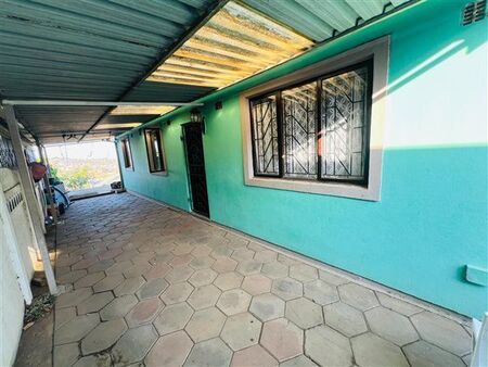 3 Bedroom House in Newlands West