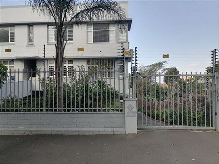 2.5 Bedroom Apartment in Morningside