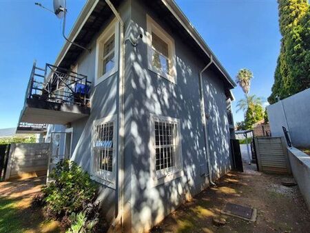 2 Bedroom Apartment in Weltevreden Park