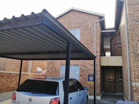 2 Bedroom Apartment in Honeydew