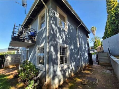 2 Bedroom Apartment in Weltevreden Park