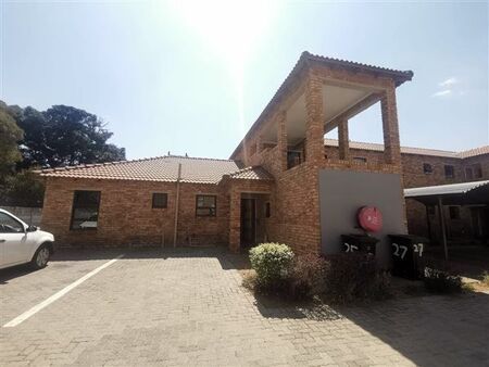 2 Bedroom Apartment in Grobler Park