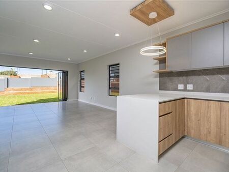 4 Bedroom Townhouse in Pinehaven