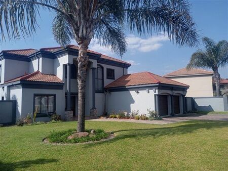 4 Bedroom House in Willow Acres