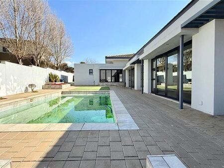 5 Bedroom House in Lombardy Estate