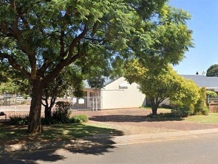 1 Bedroom Townhouse in Garsfontein