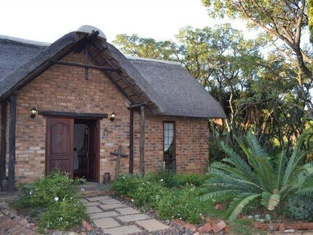 4 Bedroom House in Zwavelpoort
