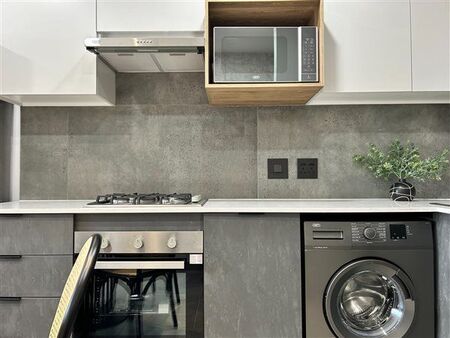 1 Bedroom Apartment in Waterkloof Glen