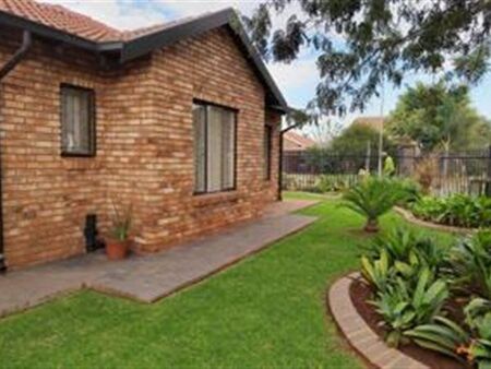 3 Bedroom House in Montana Park