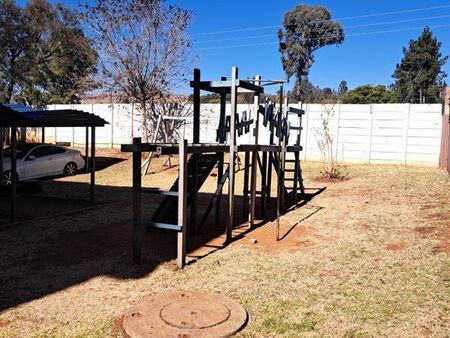 2 Bedroom Apartment in Chantelle