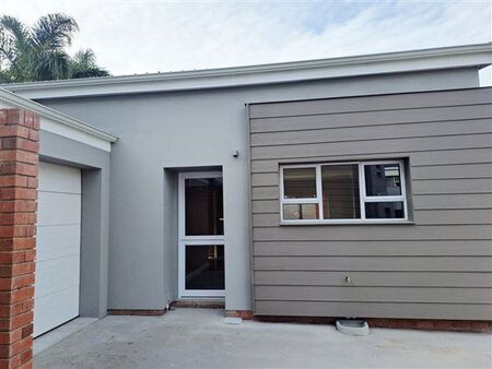 2 Bedroom Townhouse in Bergsig