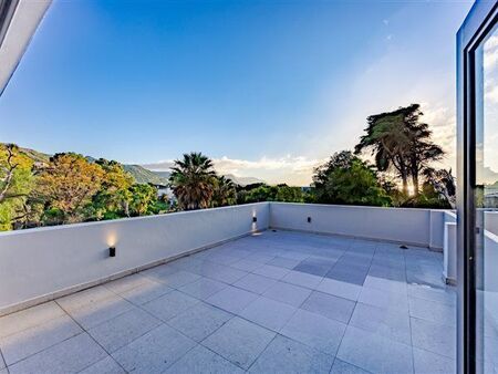 3 Bedroom Flat in Fish Hoek