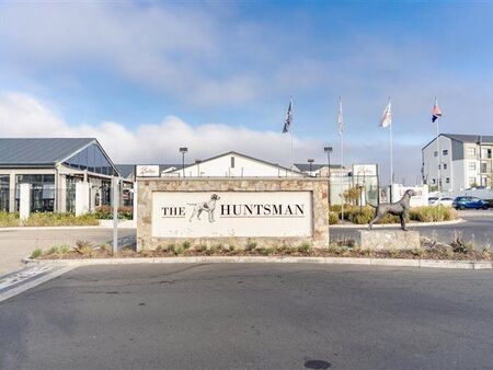 3 Bedroom Apartment in Somerset West Central