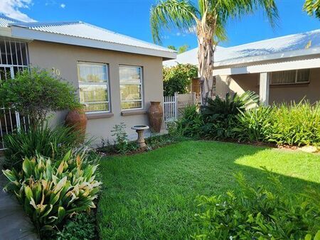 2 Bedroom House in Blydeville