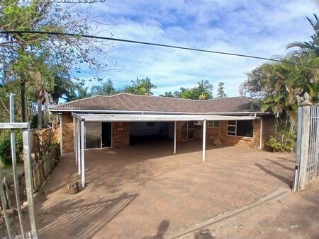 4 Bedroom House in Uvongo