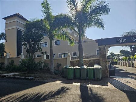 3 Bedroom Apartment in New Town Centre