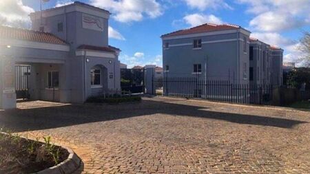 2 Bedroom apartment to rent in Northcliff, Randburg