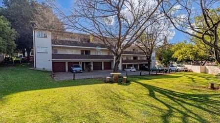 2 Bedroom apartment to rent in Northcliff, Randburg