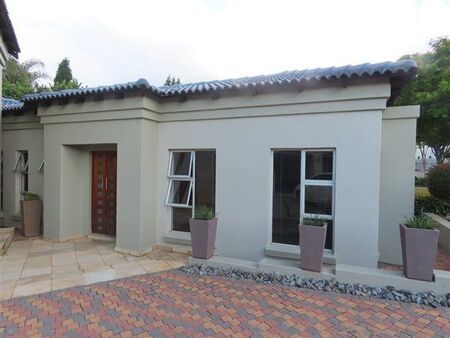 1 Bedroom Flat in Woodhill