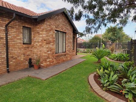 3 Bedroom House in Montana Park