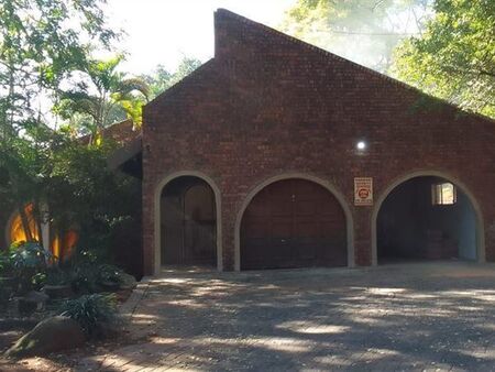 4 Bedroom House in Florauna