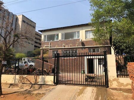 Studio Apartment in Capital Park