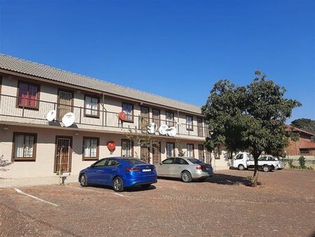 Studio Apartment in Capital Park