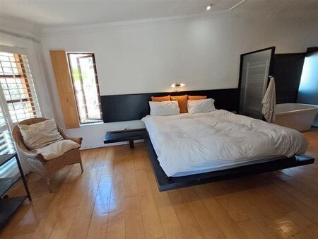 1 Bedroom Apartment in Bryanston