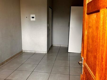 Studio apartment in Rosettenville
