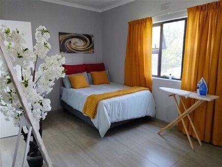 1 Bedroom Apartment in Kensington