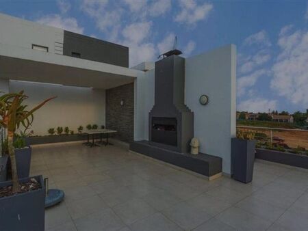 2 Bedroom Apartment in Johannesburg Central
